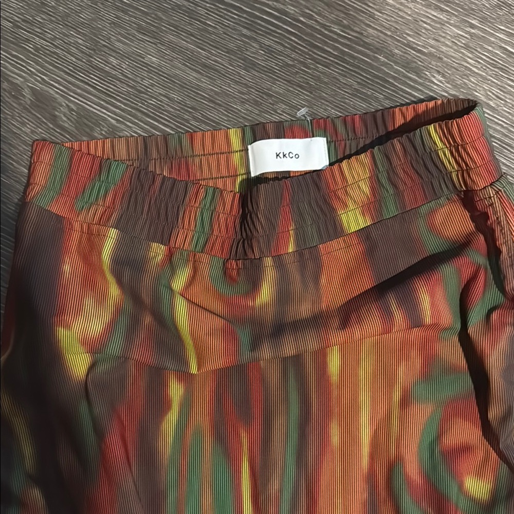 Colorful Abstract Skirt - Picture 3 of 5